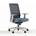 Ergonomischer Bürostuhl mit Netzrückenlehne und Armlehnen, 64 x 64 x 115–125 cm, Blau/Weiss/Schwarz